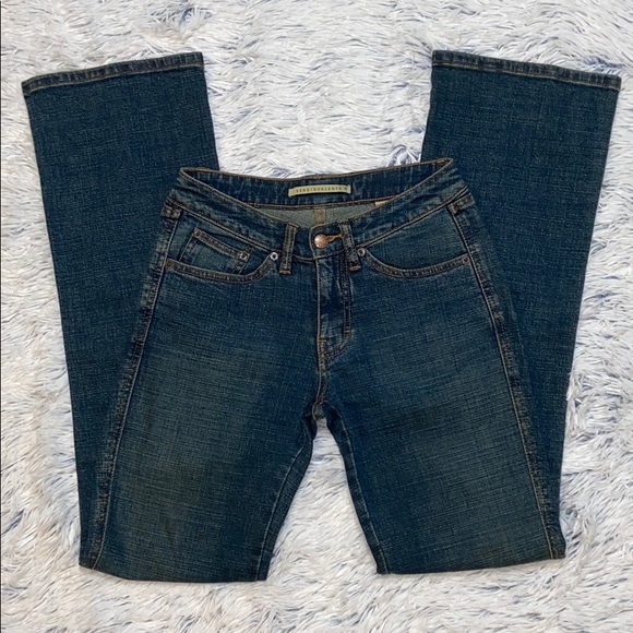 womens size 26 jeans is what size